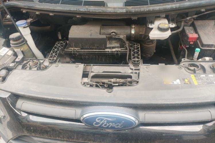 Used Ford Transit  Engine Bay