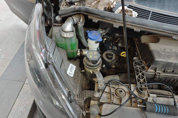 Used Ford Transit  Engine Bay Right