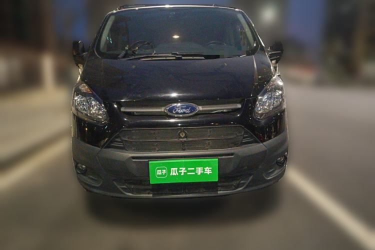 Used Ford Transit 2022 2.0T Gasoline Automatic Multi-Function Commercial Vehicle Mid-axle Low-Roof Design with Dual Rear Doors Meeting China VI Emission Standards Front
