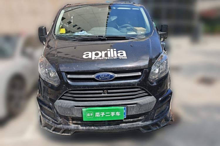 Used Ford Transit 2022 2.0T Gasoline Automatic Multi-Function Commercial Vehicle Mid-axle Low-Roof Design with Dual Rear Doors Meeting China VI Emission Standards Front