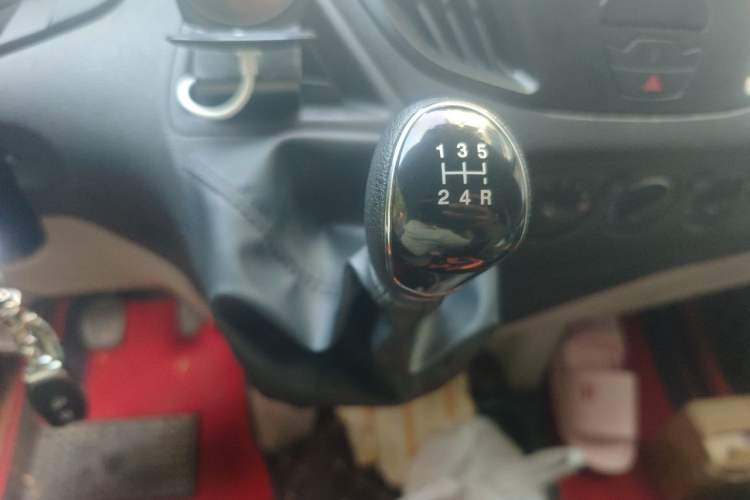 Used Ford Transit  Gear Lever