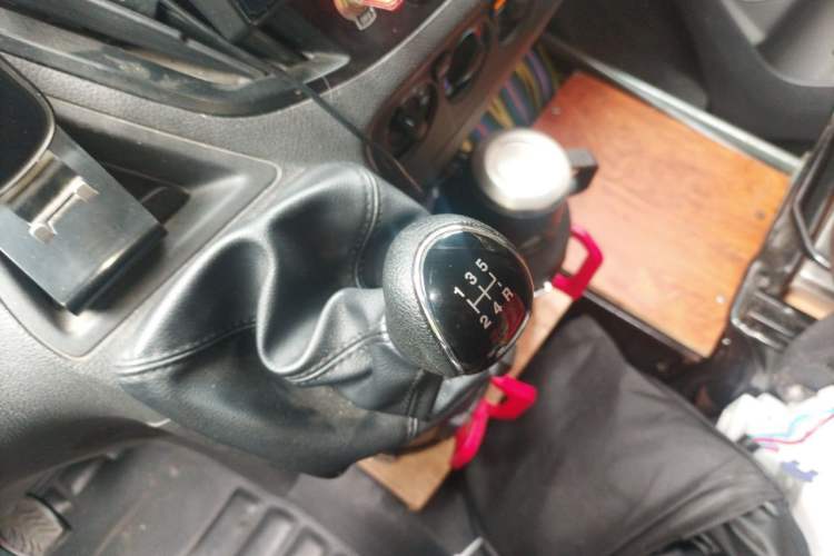 Used Ford Transit  Gear Lever