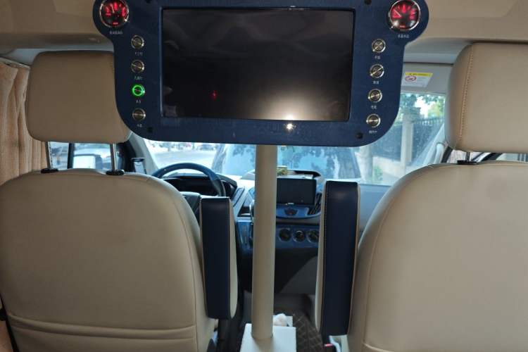Used Ford Transit  Headliner