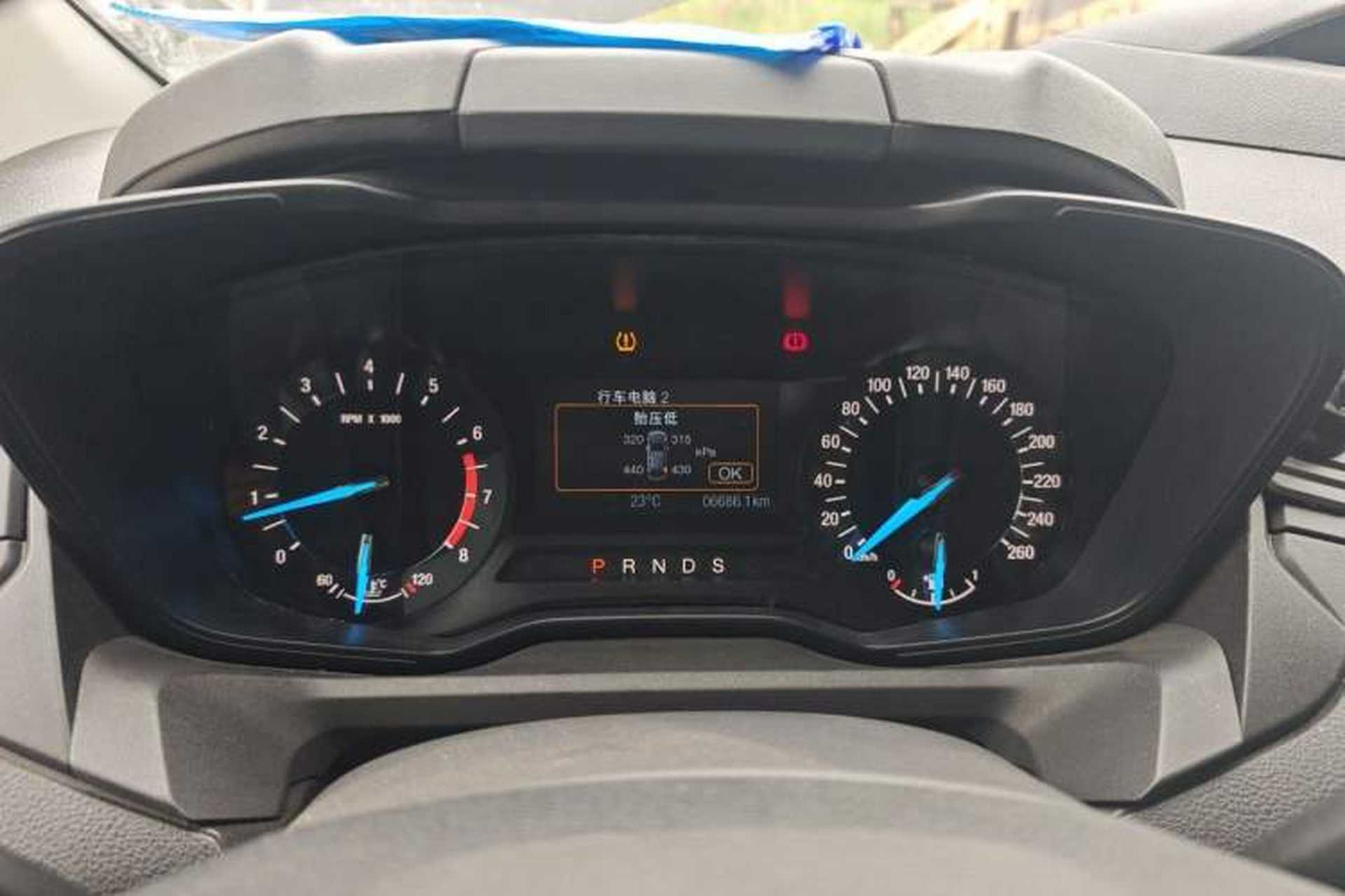 Used Ford Transit 2022 2.0T Gasoline Automatic Multi-Function Commercial Vehicle Mid-axle Low-Roof Lift-Up Tailgate China VI Standard Instrument Cluster