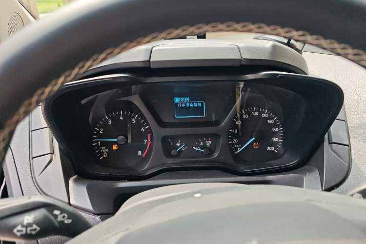 Used Ford Transit 2022 2.0T Gasoline Automatic Multi-Function Commercial Vehicle Mid-axle Low-Roof Design with Dual Rear Doors Meeting China VI Emission Standards Instrument Cluster