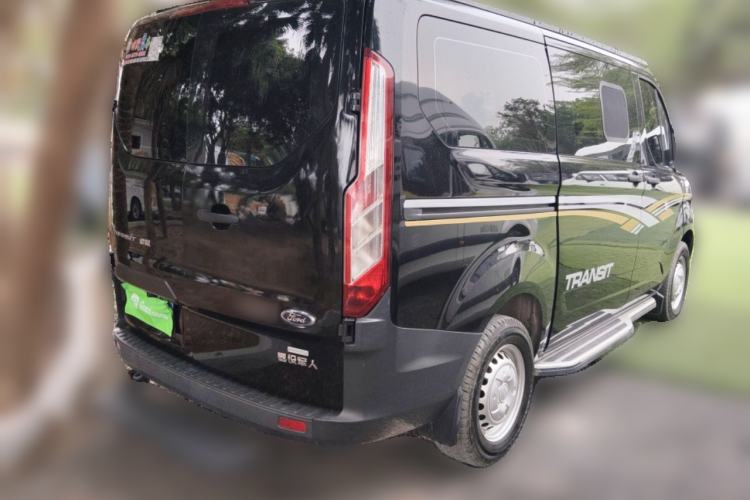 Used Ford Transit 2022 2.0T Gasoline Automatic Multi-Function Commercial Vehicle Mid-axle Low-Roof Design with Dual Rear Doors Meeting China VI Emission Standards Rear Right 45 Deg