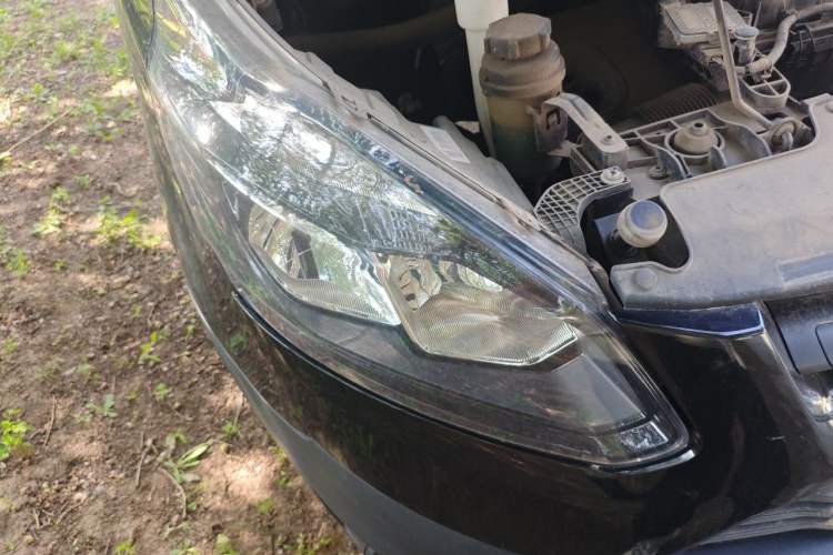 Used Ford Transit  Right Front Headlight