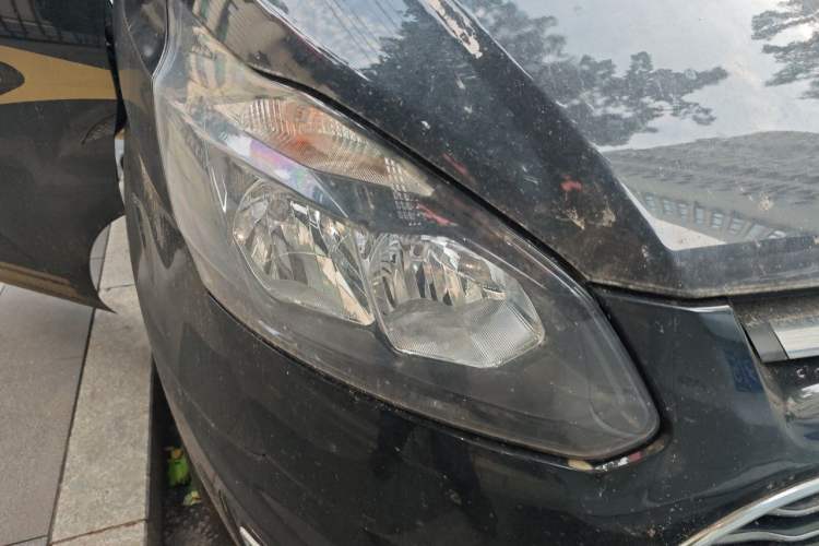 Used Ford Transit  Right Front Headlight