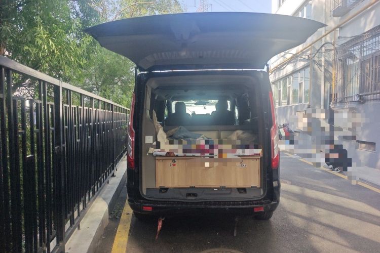 Used Ford Transit  Trunk