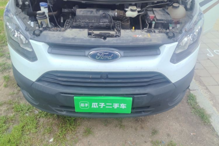 Used Ford Transit 2022 2.0T Gasoline Automatic Multi-Function Commercial Vehicle Mid-axle Low-Roof Design with Dual Rear Doors Meeting China VI Emission Standards Engine Bay