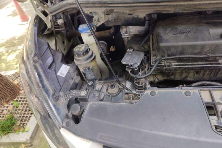 Used Ford Transit  Engine Bay Right