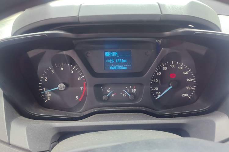 Used Ford Transit 2022 2.0T Gasoline Automatic Multi-Function Commercial Vehicle Mid-axle Low-Roof Design with Dual Rear Doors Meeting China VI Emission Standards Odometer Close Up