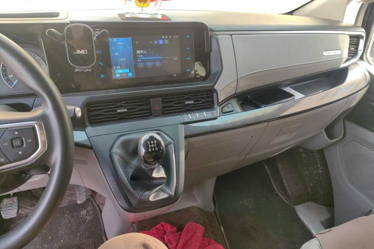 Used Ford Transit 2023 2.0T Diesel Manual Commercial & Travel Version Mid-axle Medium Roof 7/8/9-Seater Audio And AC Panel