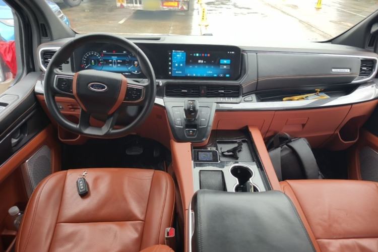 Used Ford Transit 2023 2.0T Gasoline Automatic Business & Travel Model Mid-axle Low-roof Design 7/8/9-Seater Center Console
