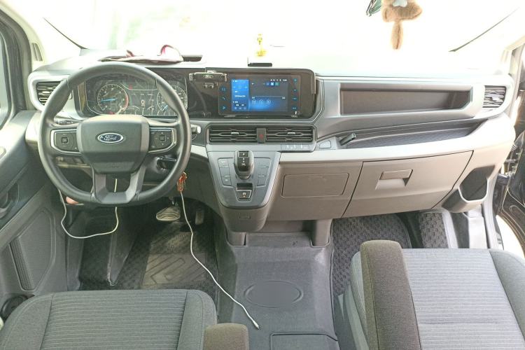 Used Ford Transit 2023 2.0T Diesel Automatic Multi-Purpose Commercial Vehicle Mid-Frame Mid-Roof 5/6 Seats Center Console