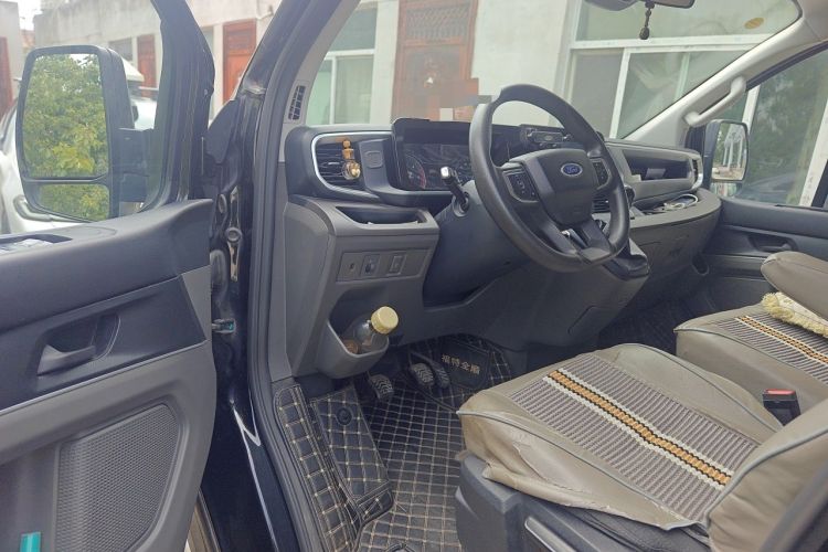 Used Ford Transit 2023 2.0T Diesel Manual Multifunction Commercial Vehicle Short Wheelbase Low Roof 5/6 Seats Driver Seat