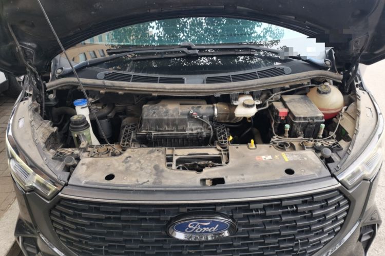 Used Ford Transit 2023 2.0T Diesel Automatic Commercial & Travel Model Mid-axle Medium Roof 7/8/9-Seater Engine Bay