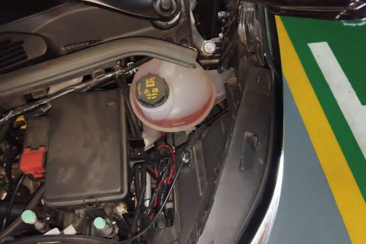 Used Ford Transit  Engine Bay Left