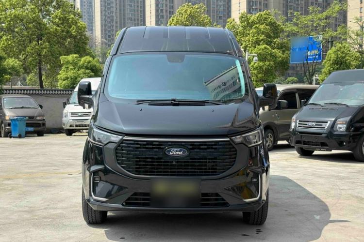Used Ford Transit 2023 2.0T Diesel Automatic Commercial & Travel Model Mid-axle Medium Roof 7/8/9-Seater Exterior 1
