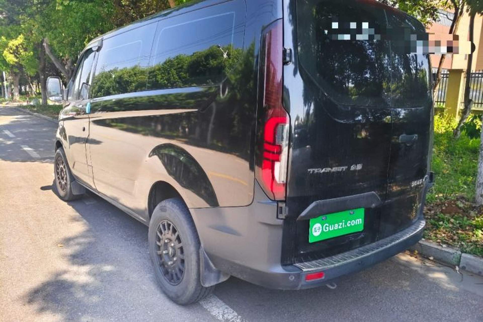 Used Ford Transit 2023 2.0T Diesel Automatic Multi-Function Commercial Vehicle Short Wheelbase Low Roof 5/6 Seats Exterior 3