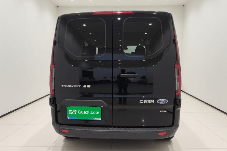 Used Ford Transit 2023 2.0T Diesel Automatic Multi-Function Commercial Vehicle Short Wheelbase Low Roof 5/6 Seats Exterior 3