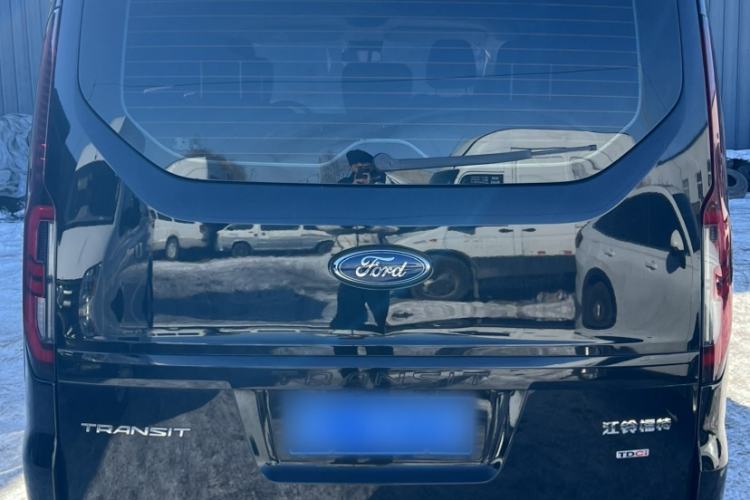 Used Ford Transit 2023 2.0T Diesel Automatic Commercial & Travel Version Mid-axle Low-roof Design 7/8/9-Seater Exterior 4