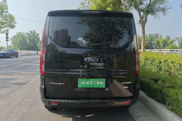 Used Ford Transit 2023 2.0T Diesel Automatic Commercial & Travel Version Mid-axle Low-roof Design 7/8/9-Seater Exterior 4