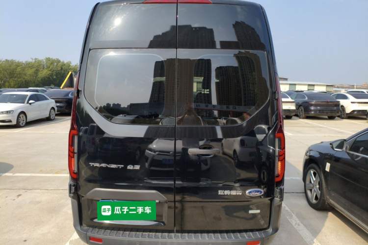 Used Ford Transit 2023 2.0T Gasoline Automatic Multi-Function Commercial Vehicle Mid-Drive Mid-Roof 5/6 Seats Exterior 4