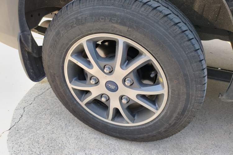 Used Ford Transit 2023 2.0T Gasoline Automatic Multi-Function Commercial Vehicle Mid-Drive Mid-Roof 5/6 Seats Exterior 8