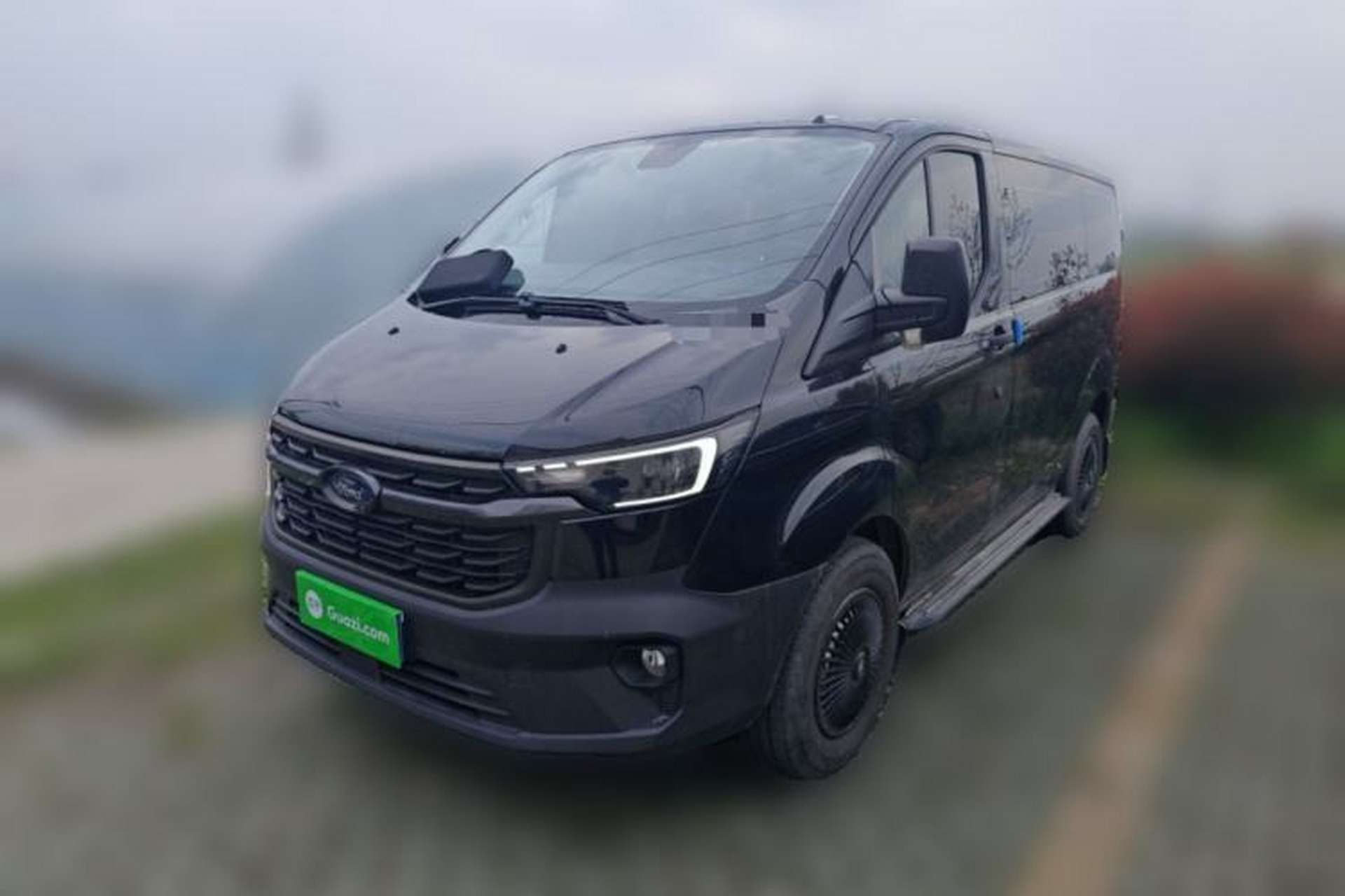 Used Ford Transit 2023 2.0T Diesel Manual Multifunction Commercial Vehicle Short Wheelbase Low Roof 5/6 Seats Front Left 45 Deg