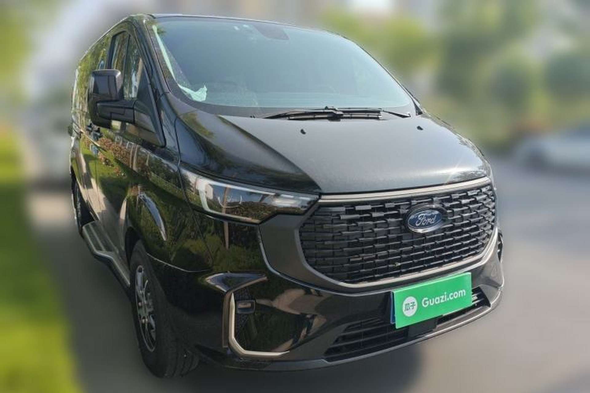 Used Ford Transit 2023 2.0T Diesel Automatic Commercial & Travel Version Mid-axle Low-roof Design 7/8/9-Seater Front Right 45 Deg