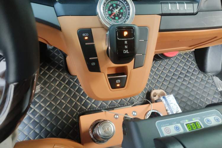 Used Ford Transit  Gear Lever