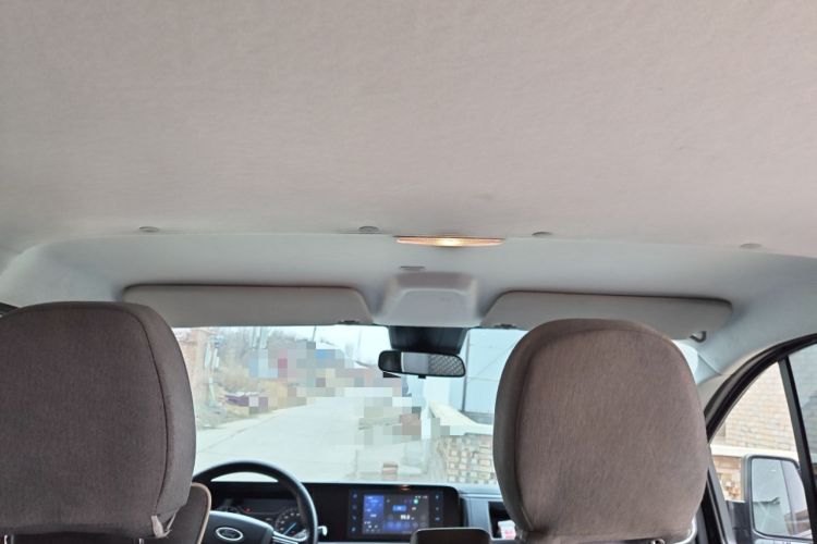 Used Ford Transit 2023 2.0T Diesel Manual Multifunction Commercial Vehicle Short Wheelbase Low Roof 5/6 Seats Headliner