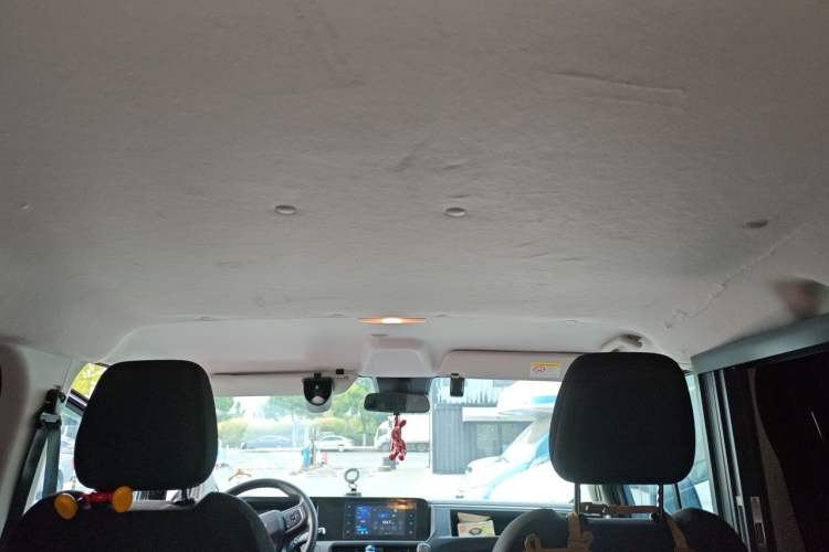 Used Ford Transit 2023 2.0T Gasoline Automatic Multi-Function Commercial Vehicle Short Wheelbase Low Roof 5/6 Seats Headliner