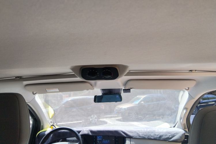 Used Ford Transit 2023 2.0T Diesel Automatic Commercial & Travel Version Mid-axle Low-roof Design 7/8/9-Seater Headliner