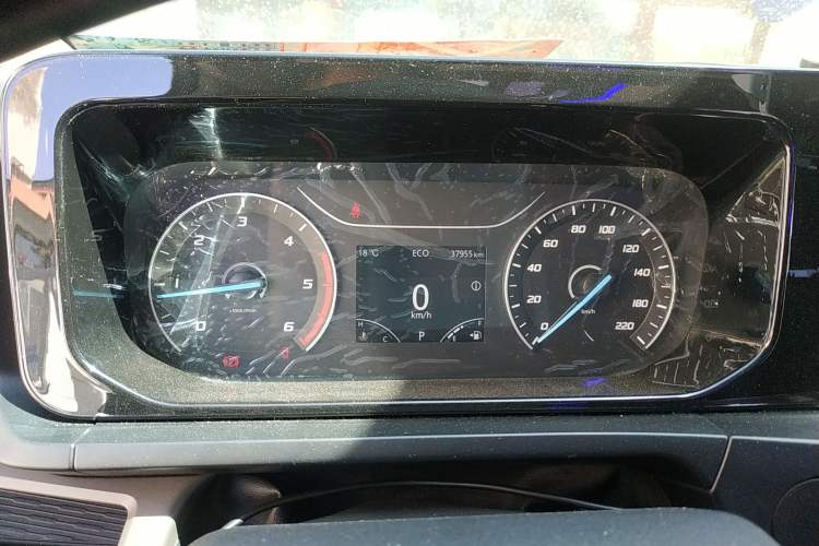Used Ford Transit 2023 2.0T Diesel Automatic Multi-Purpose Commercial Vehicle Mid-Frame Mid-Roof 5/6 Seats Instrument Cluster