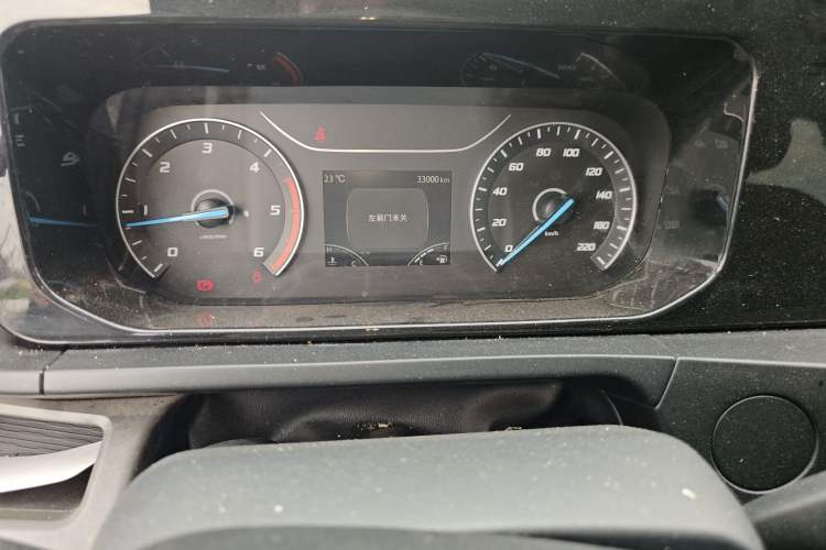 Used Ford Transit 2023 2.0T Diesel Manual Multifunction Commercial Vehicle Short Wheelbase Low Roof 5/6 Seats Instrument Cluster