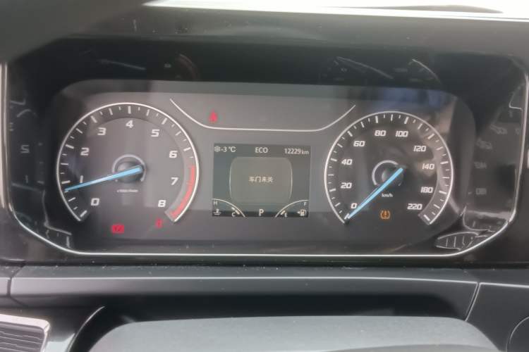 Used Ford Transit 2023 2.0T Gasoline Automatic Business & Travel Short Wheelbase Low-Roof 7/8/9-Seater Instrument Cluster