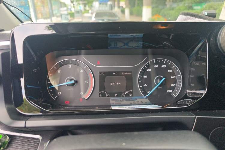 Used Ford Transit 2023 2.0T Diesel Automatic Commercial Van Short Wheelbase Low Roof—7/8/9-Seater Instrument Cluster