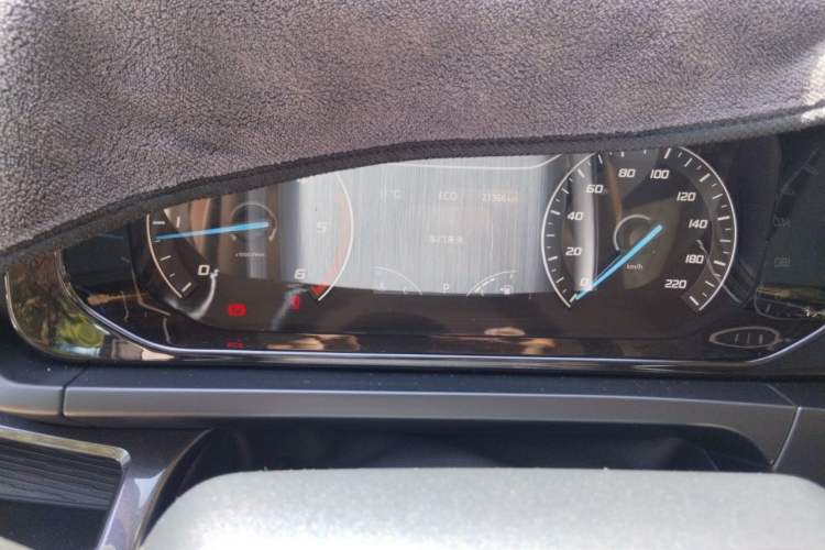 Used Ford Transit 2023 2.0T Diesel Automatic Commercial & Travel Version Mid-axle Low-roof Design 7/8/9-Seater Instrument Cluster