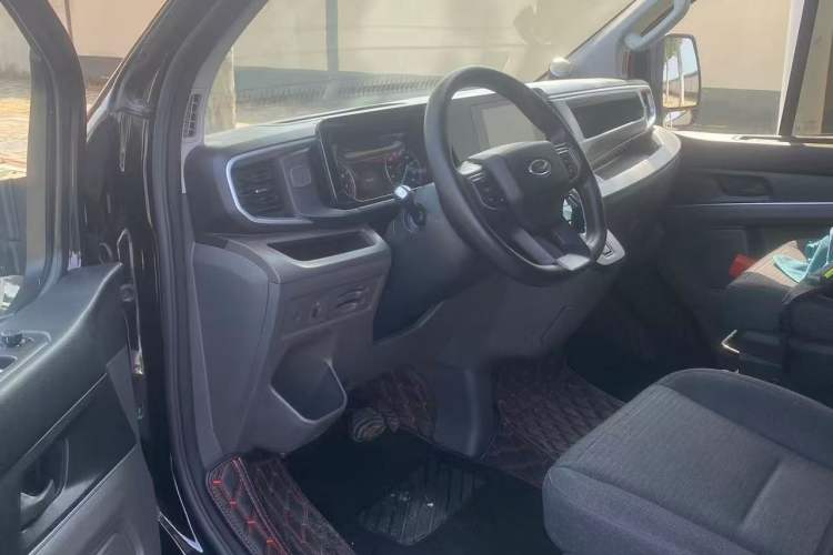 Used Ford Transit 2023 2.0T Gasoline Automatic Multi-Function Commercial Vehicle Mid-Drive Mid-Roof 5/6 Seats Interior 1