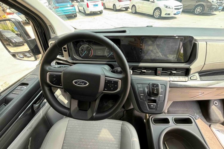 Used Ford Transit 2023 2.0T Diesel Automatic Commercial & Travel Model Mid-axle Medium Roof 7/8/9-Seater Interior 2