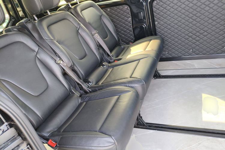 Used Ford Transit 2023 2.0T Gasoline Automatic Multi-Function Commercial Vehicle Mid-Drive Mid-Roof 5/6 Seats Interior 4