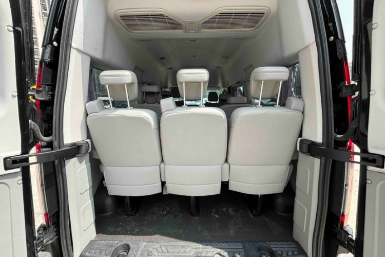 Used Ford Transit 2023 2.0T Diesel Automatic Commercial & Travel Model Mid-axle Medium Roof 7/8/9-Seater Interior 5