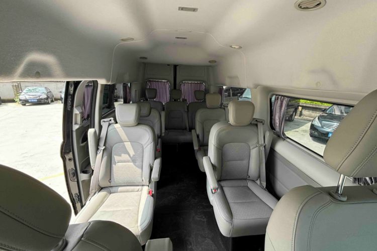 Used Ford Transit 2023 2.0T Diesel Automatic Commercial & Travel Model Mid-axle Medium Roof 7/8/9-Seater Interior 8