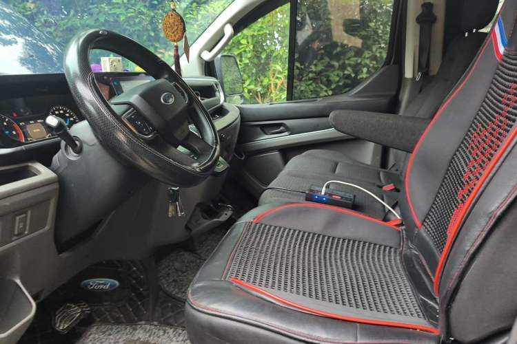 Used Ford Transit 2023 2.0T Diesel Automatic Multi-Function Commercial Vehicle Short Wheelbase Low Roof 5/6 Seats Left Front Seat