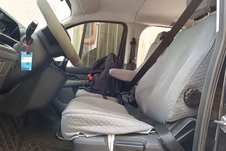 Used Ford Transit 2023 2.0T Diesel Manual Multifunction Commercial Vehicle Short Wheelbase Low Roof 5/6 Seats Left Front Seat