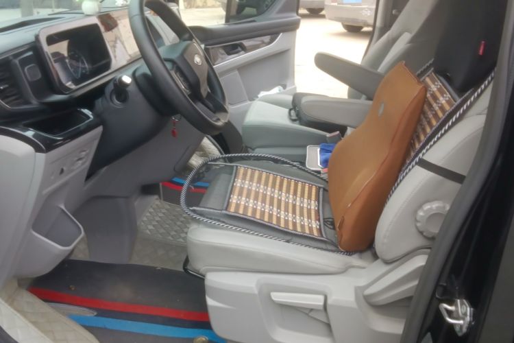 Used Ford Transit 2023 2.0T Gasoline Automatic Business & Travel Short Wheelbase Low-Roof 7/8/9-Seater Left Front Seat