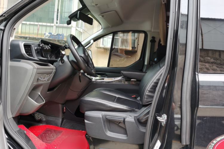 Used Ford Transit 2023 2.0T Diesel Automatic Multi-Purpose Commercial Vehicle Mid-Frame Mid-Roof 5/6 Seats Left Front Seat