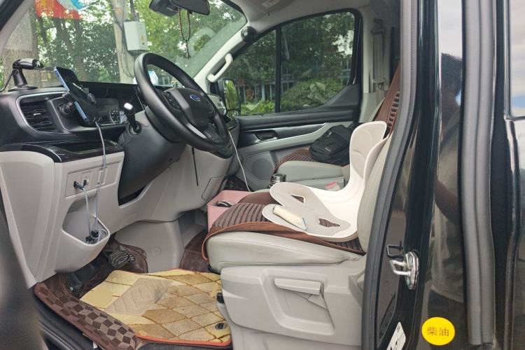 Used Ford Transit 2023 2.0T Diesel Automatic Commercial Van Short Wheelbase Low Roof—7/8/9-Seater Left Front Seat